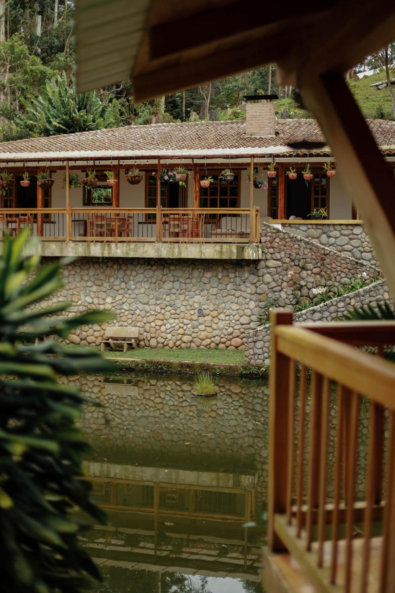Cattaleya Eco Hotel Yumbo